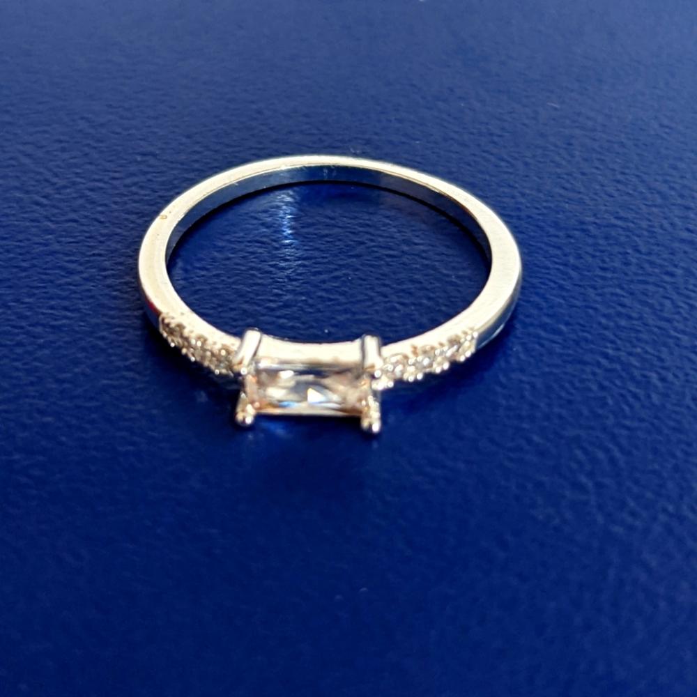 Size M ring